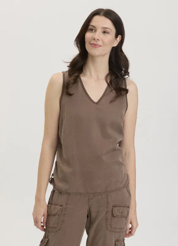 Weekend Deals That Impress Ileana Tank