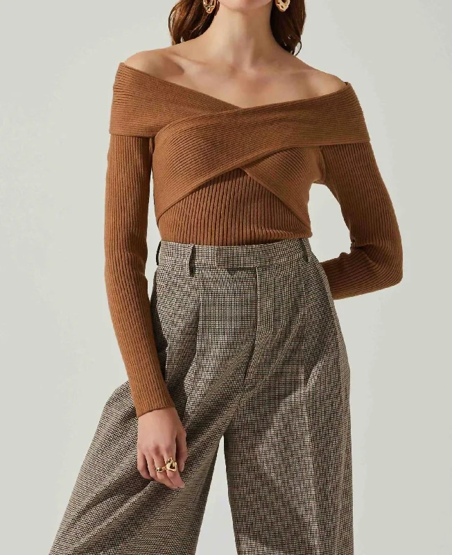 Weekend Offers That Thrill Zayla Sweater In Brown