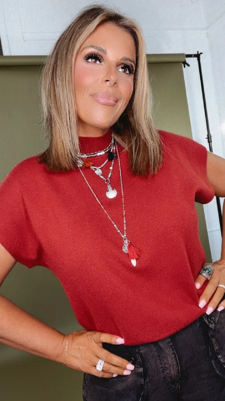 Weekend Discounts to Relish Mock Neck Short Sleeve Top, Merlot