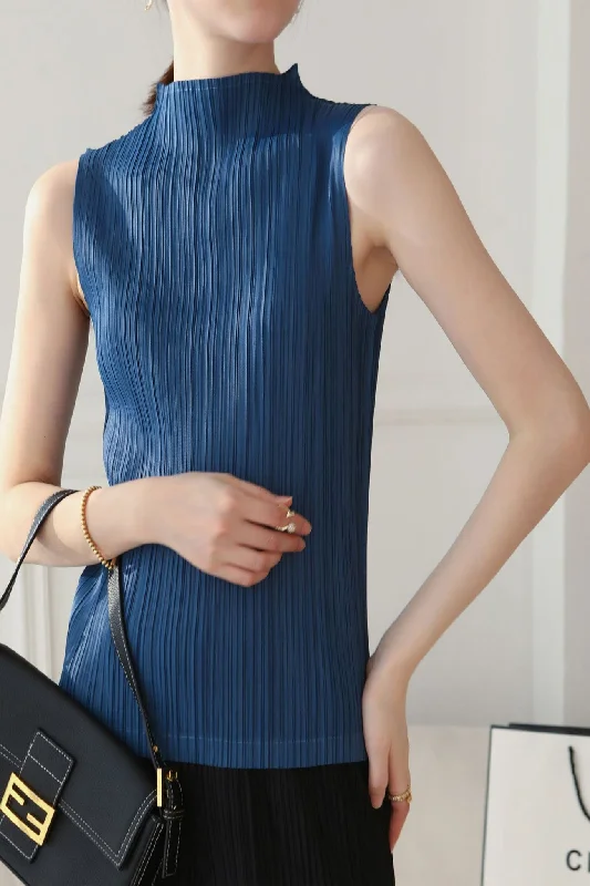 Final Offer Mock Neck Pleated Tank Top