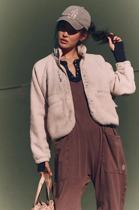 Weekend Deals That Sizzle Hit the Slopes Jacket