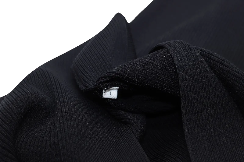 Weekend Shopping Bliss Sandro Paris V-Neck Rib Knit Sweater in Black Viscose
