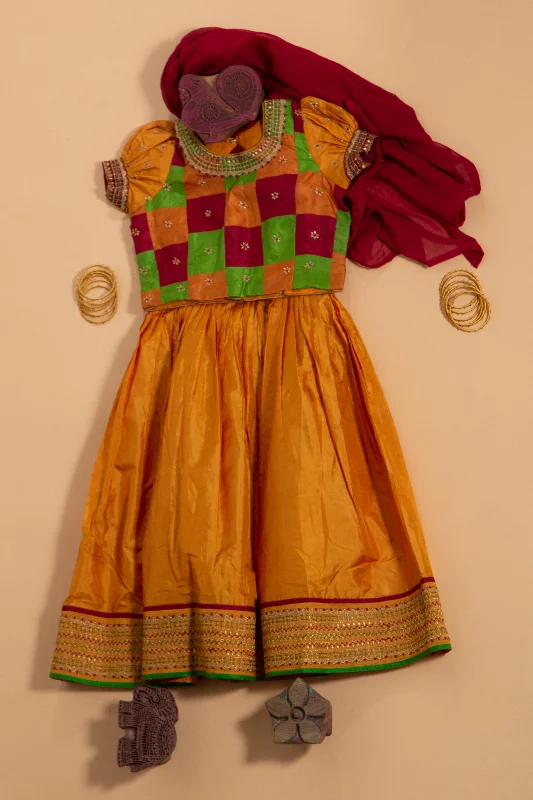Special Discount Red and Yellow Langa