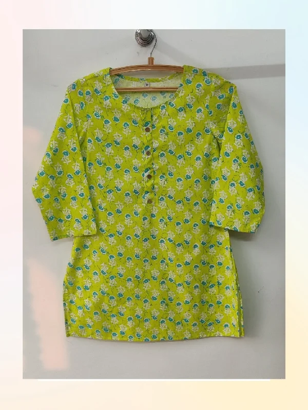 Low Cost Cotton Printed Hip Length Top - Green Booti