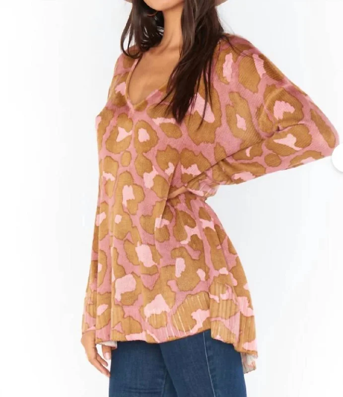Weekend Savings Spectacle Rosy Leopard Hug Me Sweater