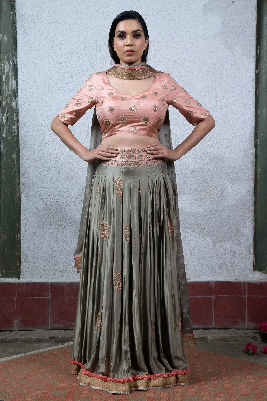 Discount Mania Apsara: Grey and Pink Lehanga