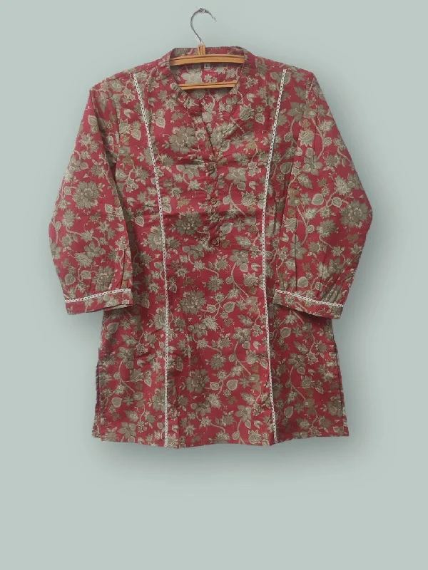 Weekend Offers That Excite Pure Cotton Lace detail Collared Top - Red