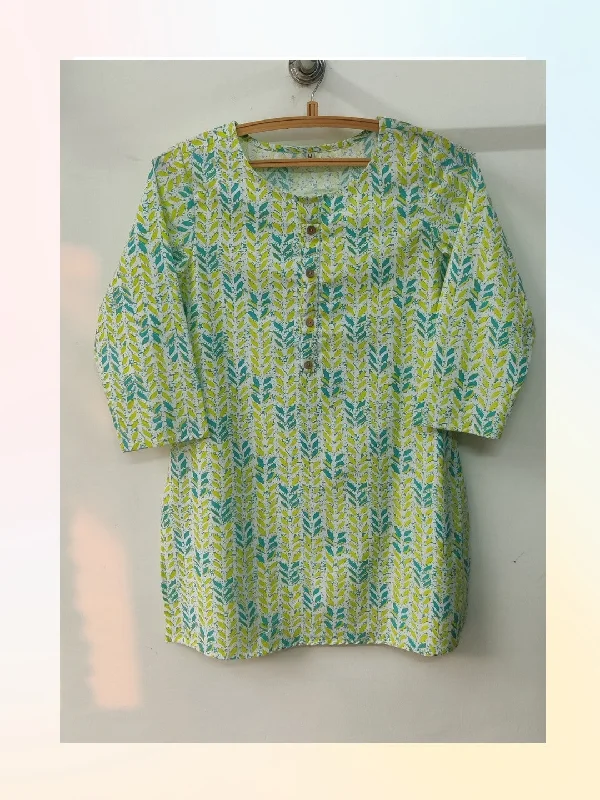 Lowest Rates Cotton Printed Hip Length Top - Green Leaf