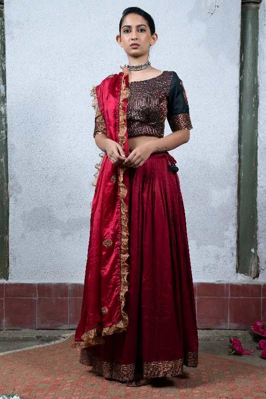 Fantastic Savings Jaji: Black and Red Lehanga