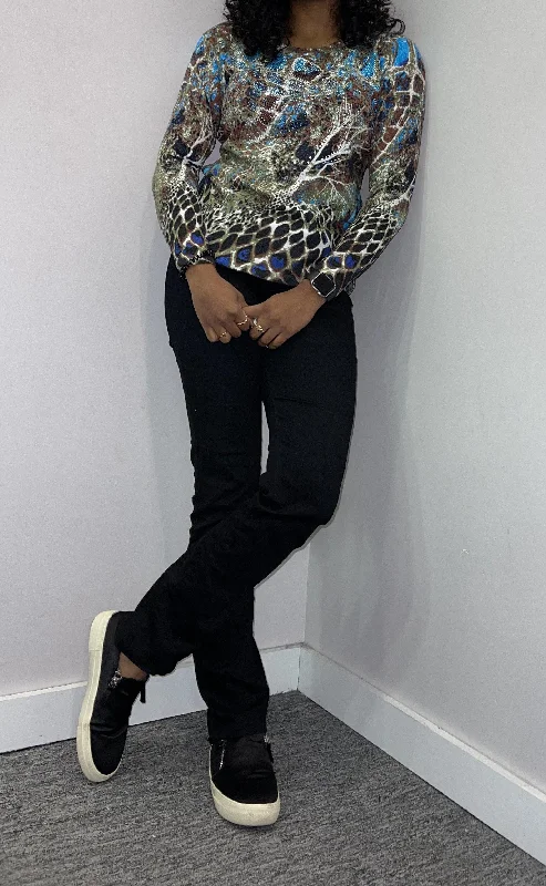 Weekend Offers That Shine VS Crew-neck Abstract Diamond Stud Sweater