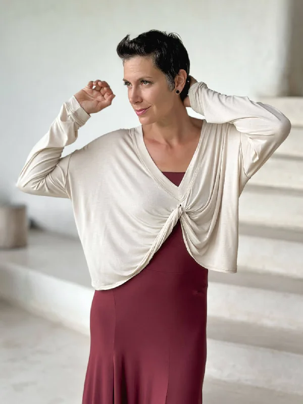 Weekend Savings Spectacle Reversible Knot Shrug