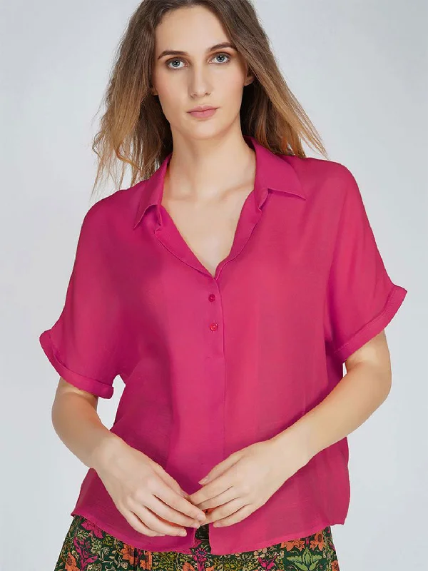 Weekend Wonders Await! Fuchsia Shirt Top